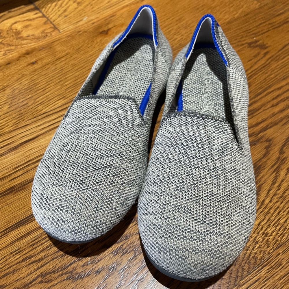 Rothy's Kids Slip On Shoes in Gray with Blue Trim | size 2